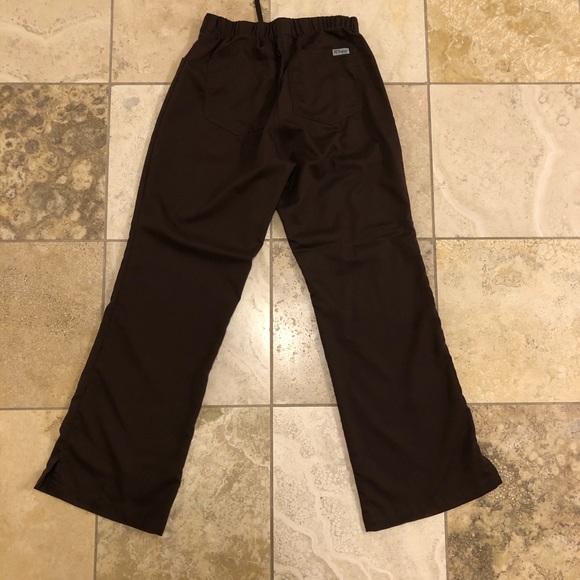 Brand New Greys Anatomy Scrub Set Brown - Picture 5 of 5